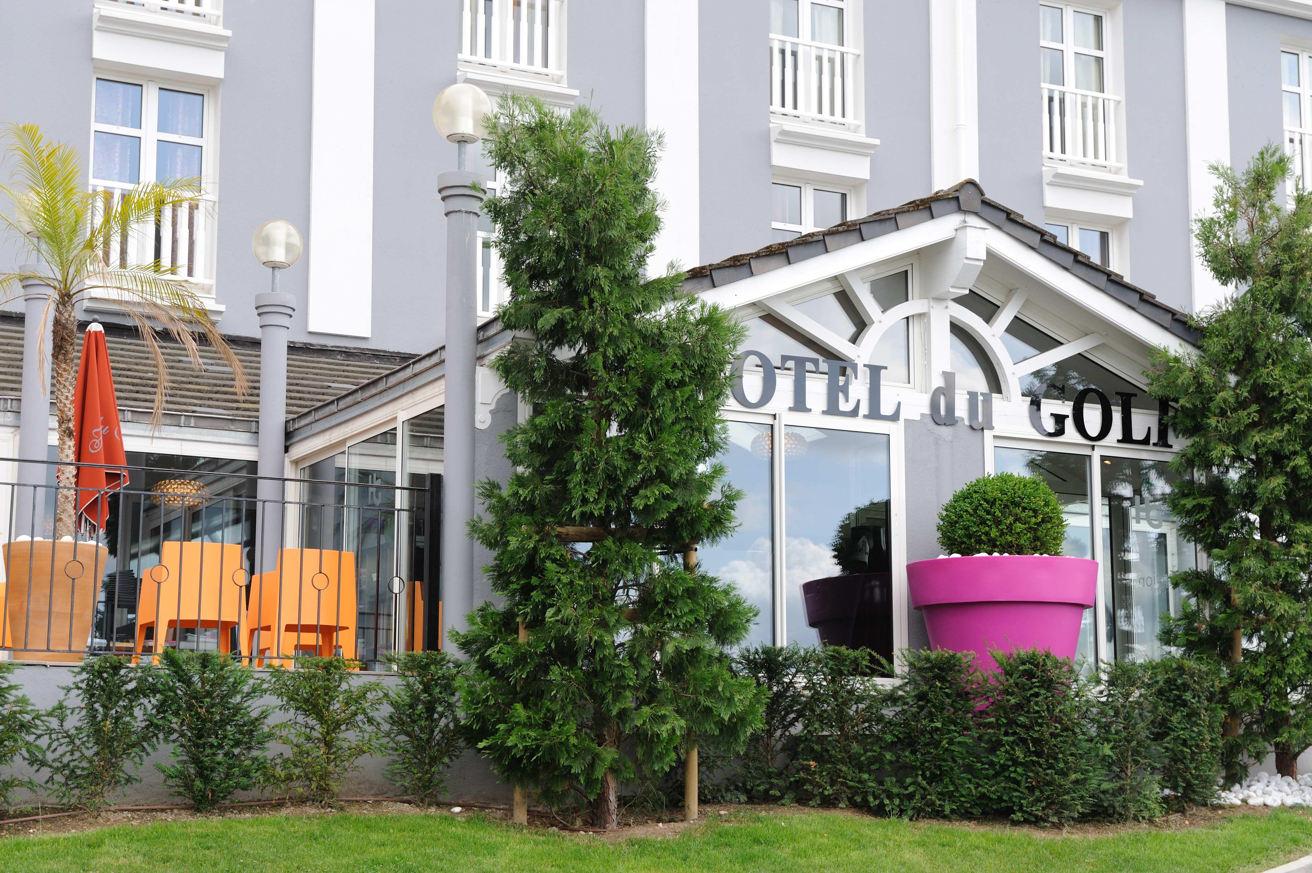 Hotel Du Golf Saint-Etienne  Exteriör bild
